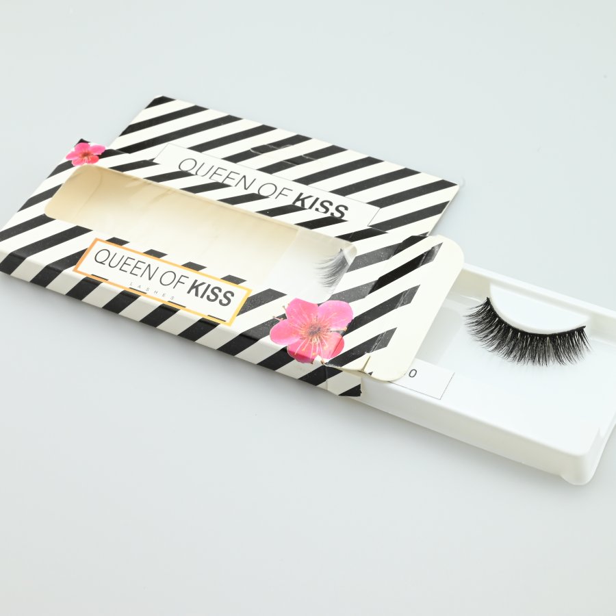 MT LASHES PAPER BOX