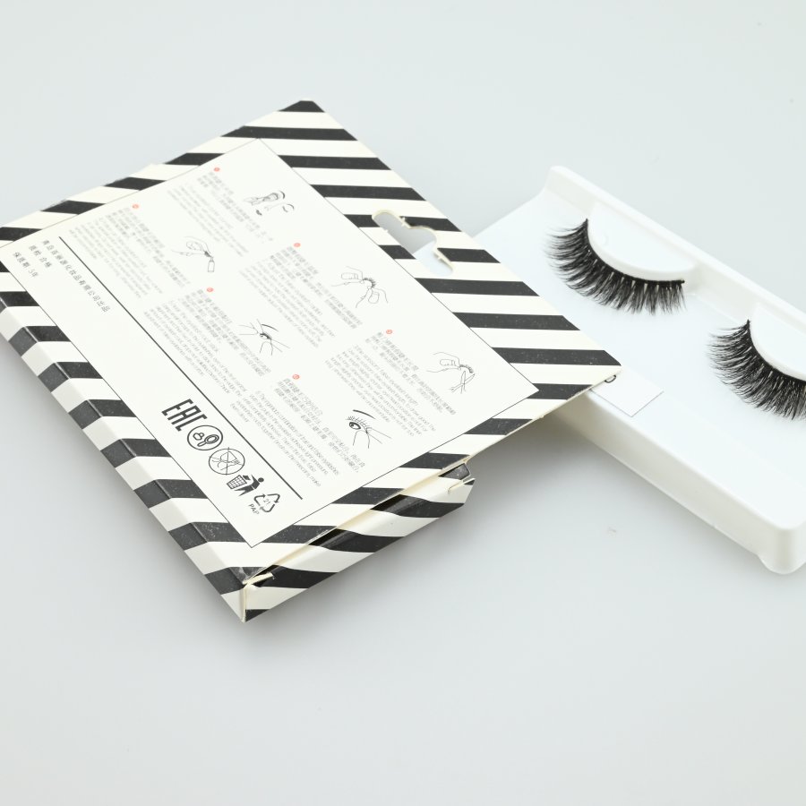 MT LASHES PAPER BOX