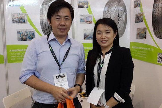 Feria de neumáticos de Singapur 2015