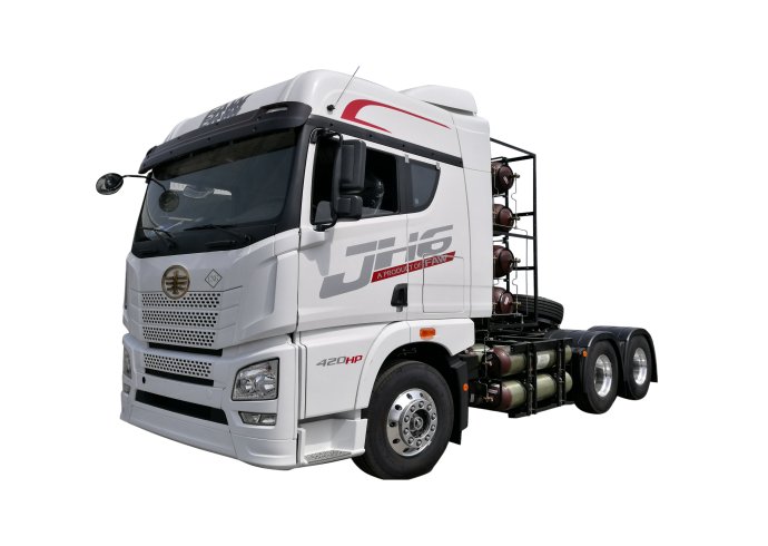 FAW JH6 6×4 CNG Tractor Truck