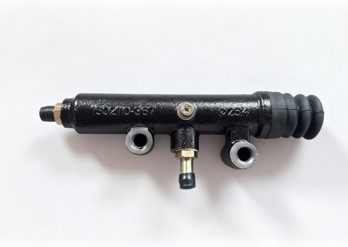 Heavy-duty Truck Clutch Master Cylinder