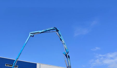 إرشادات السلامة واستكشاف أخطاء التحكم عن بعد لذراع مضخات الخرسانة